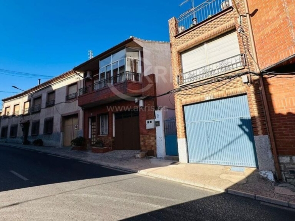 Imagen 1 de Chalet Independiente en Navahermosa