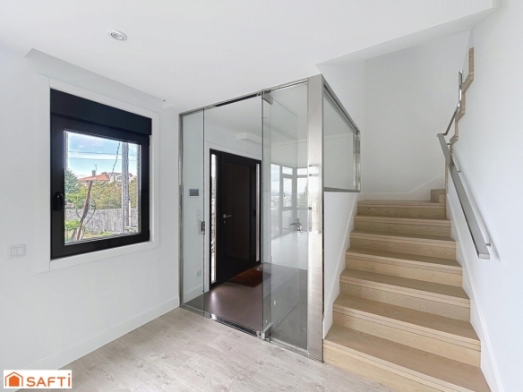Imagen 3 de En venta unifamiliar de nueva construcción con vistas abiertas al mar y viñedos