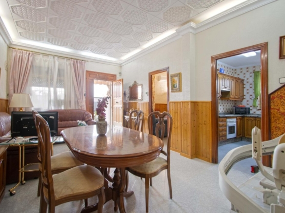 Imagen 4 de Estupenda casa junto al Parlamento!!!