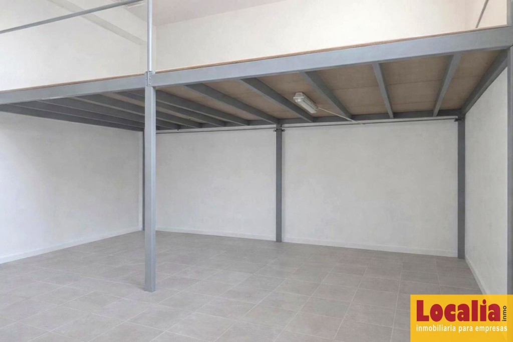 Imagen 2 de Alquiler local en transitada calle de Torrelavega