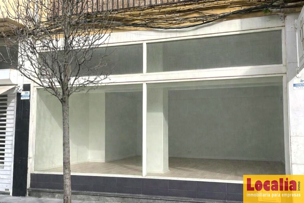 Imagen 3 de Alquiler local en transitada calle de Torrelavega