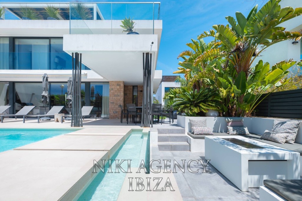 Imagen 3 de Casa-Chalet en Venta en Ibiza Baleares