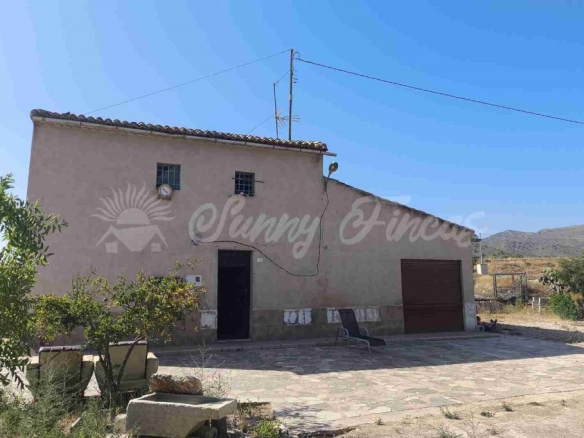 Imagen 1 de Casa de campo-Masía en Venta en Romana