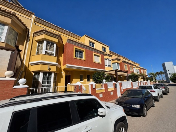 Imagen 1 de TRIPLEX EN AGUADULCE SUR