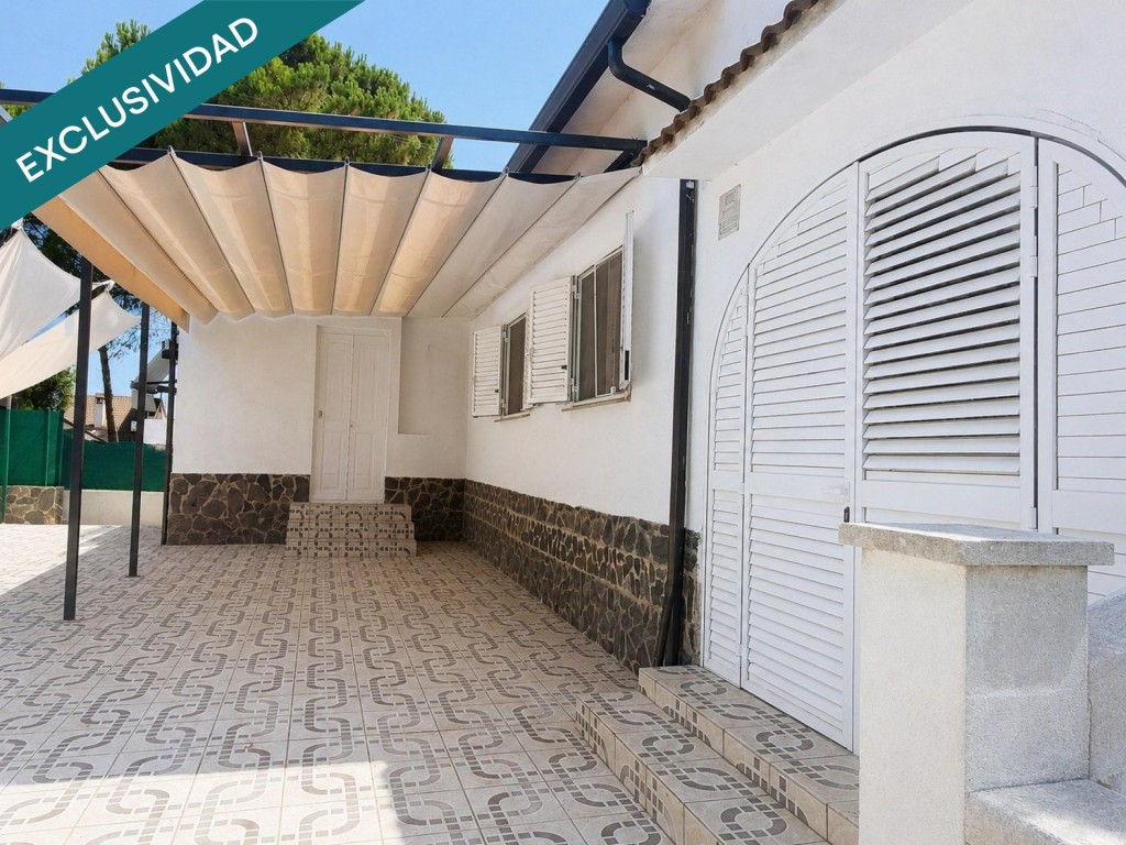 Imagen 4 de En venta un Exclusivo chalet estilo Mediterráneo en una urbanización de Sils