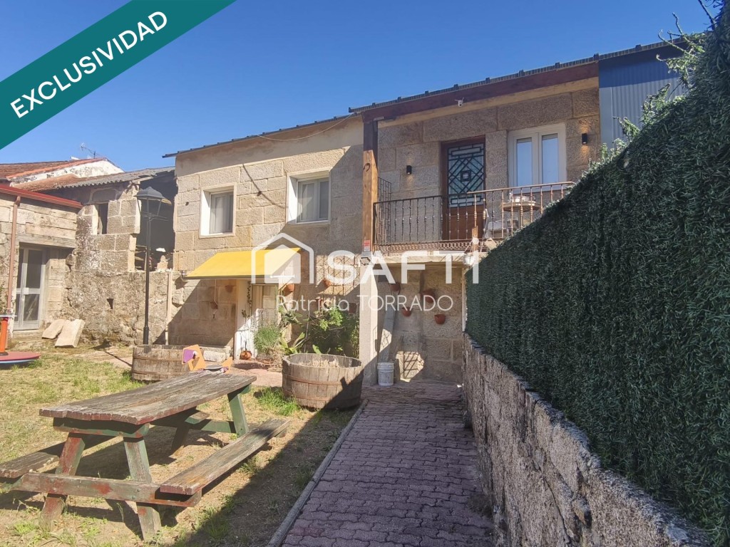 Imagen 2 de Casa de piedra con piscina y encanto en O Carballiño