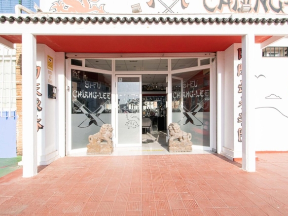 Imagen 2 de Magnifico local comercial en San Juan de Aznalfarache