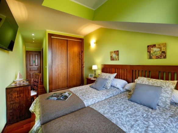 Imagen 4 de ¡Gran oportunidad en Somado! Hotel equipado con 10 habitaciones en suite y ascensor ¡Contáctanos!