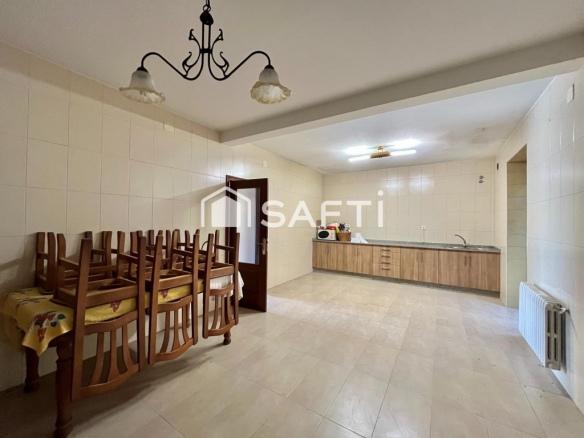 Imagen 3 de CASA UNIFAMILIAR EN RIANXO