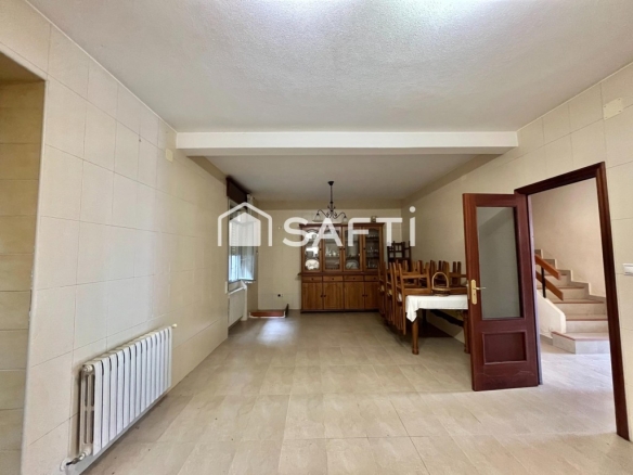 Imagen 4 de CASA UNIFAMILIAR EN RIANXO
