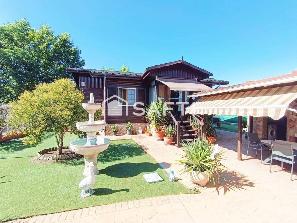 Imagen 1 de Chalet independiente con piscina privada y amplia parcela en Otero (Toledo)