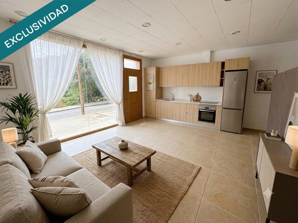 Imagen 2 de Local 64m² con aseo y despacho
