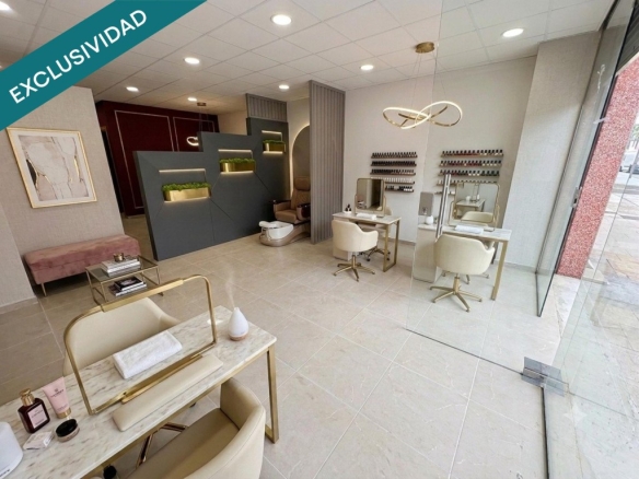 Imagen 1 de Local 64m² con aseo y despacho