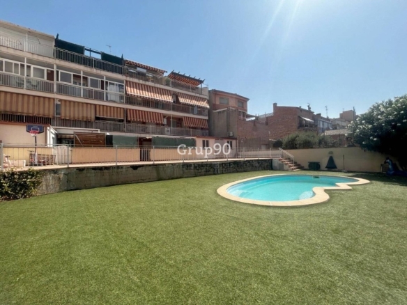 po-1271778-imagen - El Club del Propietario Imagen 1 de PISO + PÁRQUING + TRASTERO - Vive junto al Parc de l'Aigua: luz