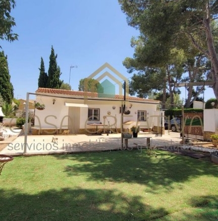 Imagen 2 de CHALET EN ALQUILER TEMPORAL EN BÉTERA – PARCELA DE 850 m2 – 800 €/MES
