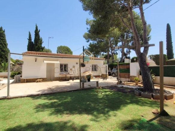 Imagen 3 de CHALET EN ALQUILER TEMPORAL EN BÉTERA – PARCELA DE 850 m2 – 800 €/MES