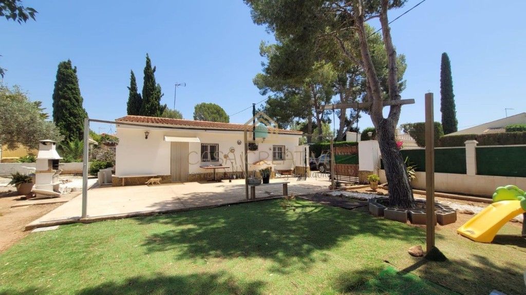Imagen 3 de CHALET EN ALQUILER TEMPORAL EN BÉTERA – PARCELA DE 850 m2 – 800 €/MES