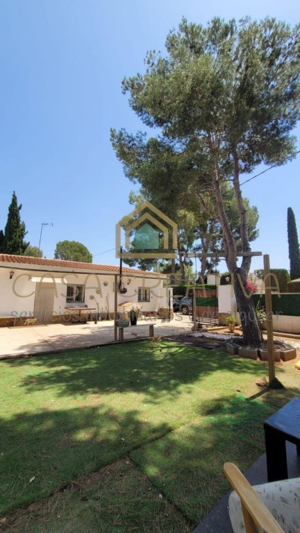 Imagen 4 de CHALET EN ALQUILER TEMPORAL EN BÉTERA – PARCELA DE 850 m2 – 800 €/MES