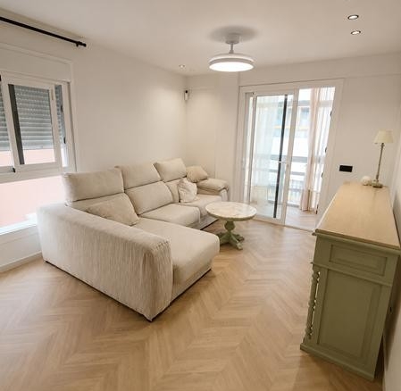 Imagen 2 de ¡ALQUILER VIVIENDA EN EL PASEO MARÍTIMO DE ESTEPONA!