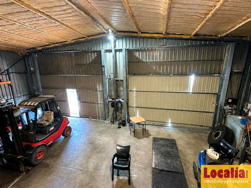Imagen 1 de Nave con campa en alquiler. Reocín