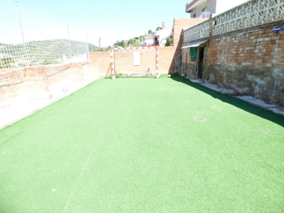 Imagen 2 de Chalet independiente con piscina