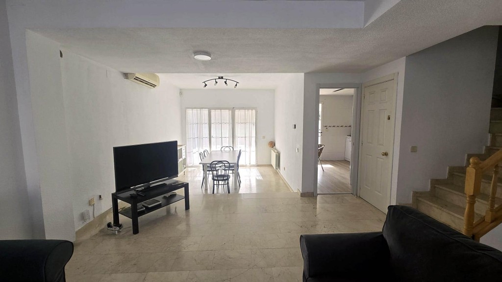 Imagen 3 de ¡ATENCIÓN ALQUILER ESTUDIANTES! ÚLTIMA HABITACIÓN CON LIMPIEZA Y GASTOS INCLUIDOS EN VILLANUEVA DE LA CAÑADA (MADRID).