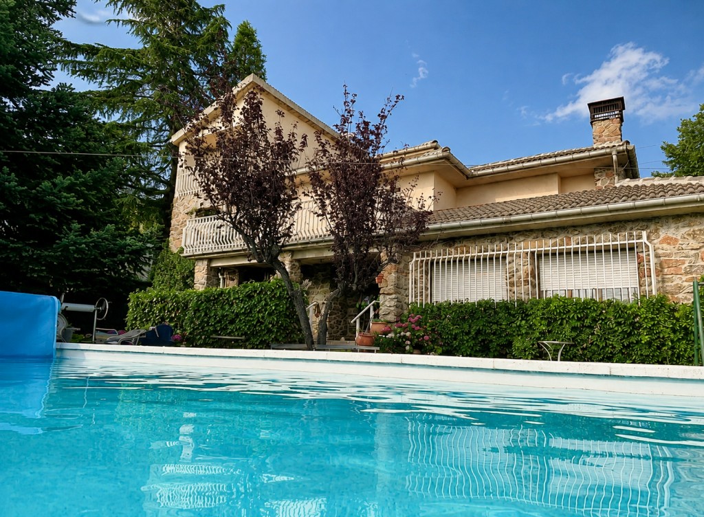 Imagen 1 de Casa-Chalet en Venta en Navas De Riofrio Segovia