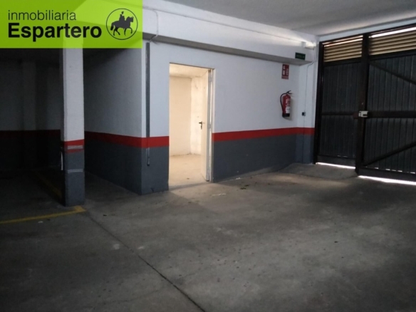 Imagen 1 de Amplio Garaje en la Zona de Cascajos