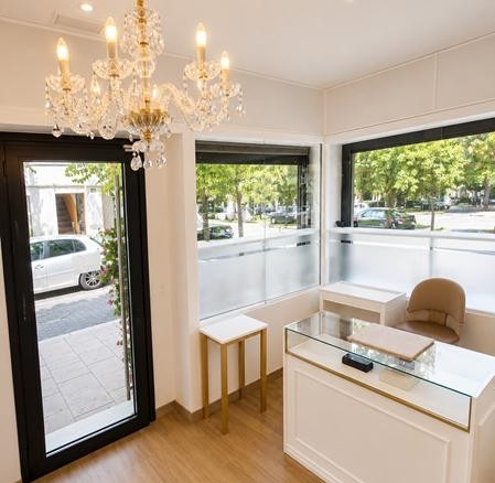 Imagen 3 de VENTA LOCAL COMERCIAL TOTALMENTE REFORMADO Y EN FUNCIONAMIENTO