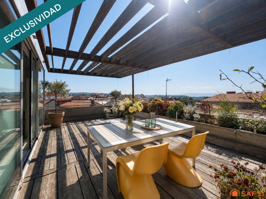 Imagen 1 de " Una vivienda donde la arquitectura organiza la vida alrededor de la luz