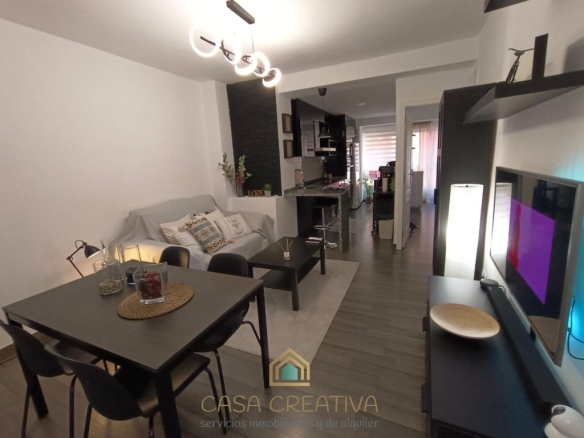 LUMINOSO Y LISTO PARA ENTRAR A VIVIR – 180.000 €