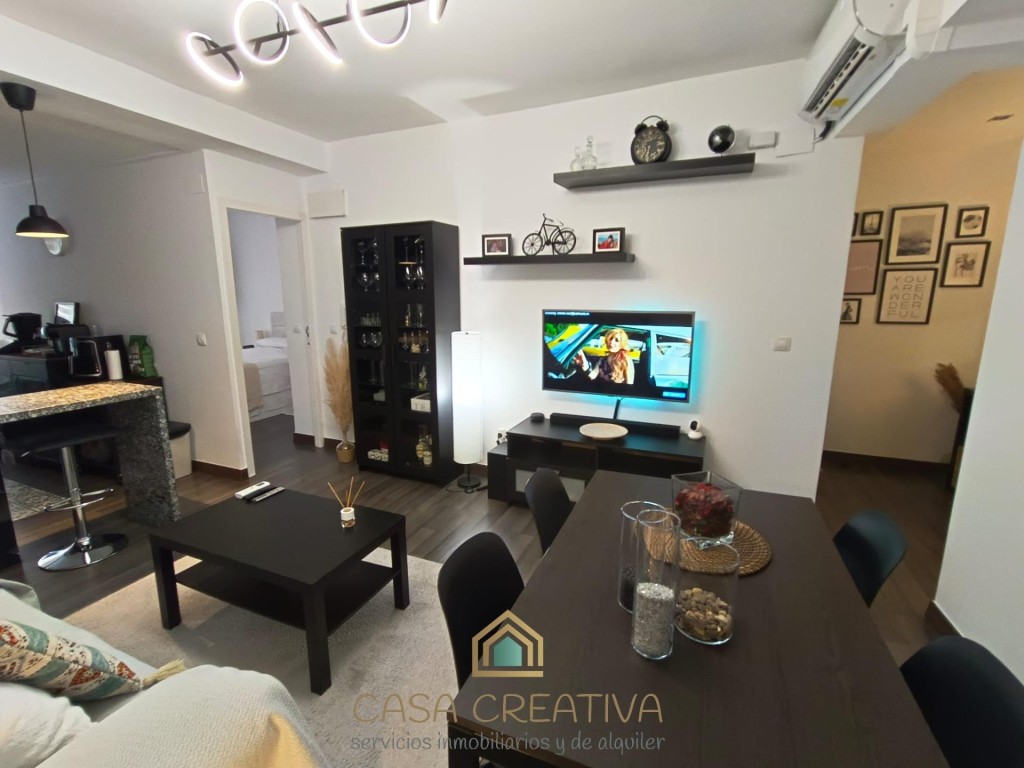 LUMINOSO Y LISTO PARA ENTRAR A VIVIR – 180.000 €