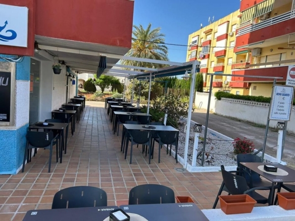 Imagen 3 de Local comercial en Venta en Denia Alicante