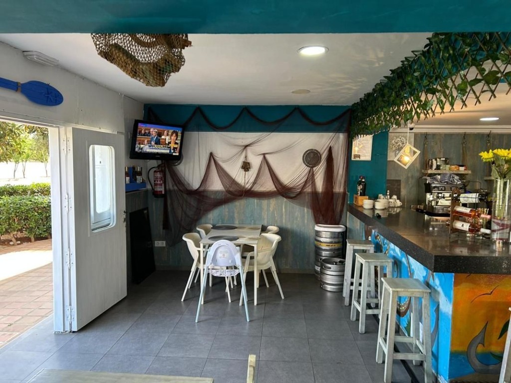 Imagen 4 de Local comercial en Venta en Denia Alicante