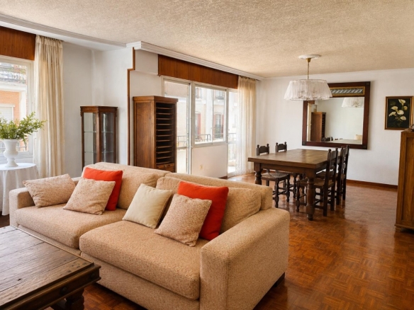 Imagen 2 de EXTRAORDINARIA VIVIENDA CON 4 HABITACIONES EN LA ZONA DE EUGENIO GROSS