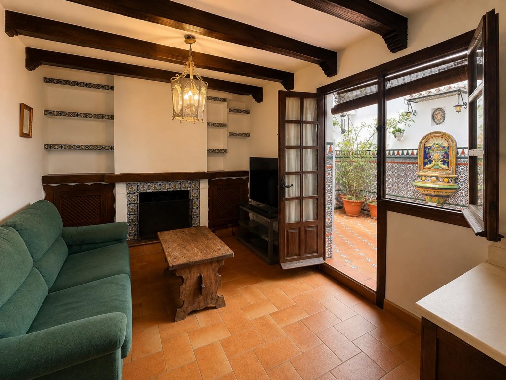 Imagen 3 de EXTRAORDINARIA VIVIENDA CON 4 HABITACIONES EN LA ZONA DE EUGENIO GROSS