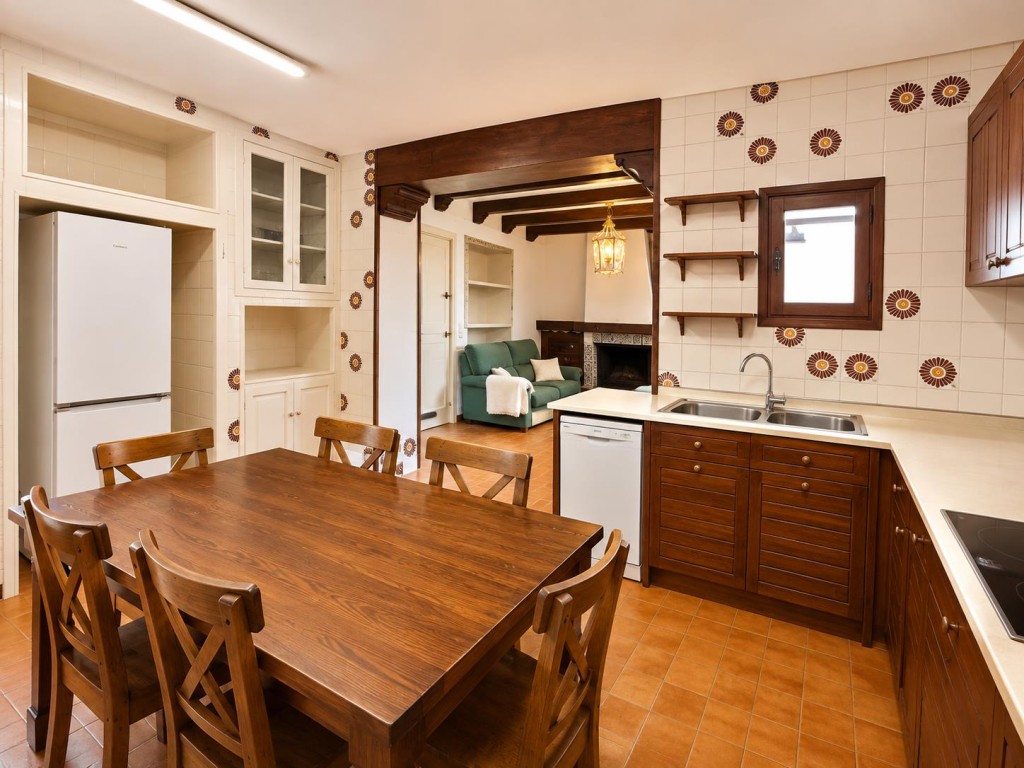 Imagen 1 de EXTRAORDINARIA VIVIENDA CON 4 HABITACIONES EN LA ZONA DE EUGENIO GROSS