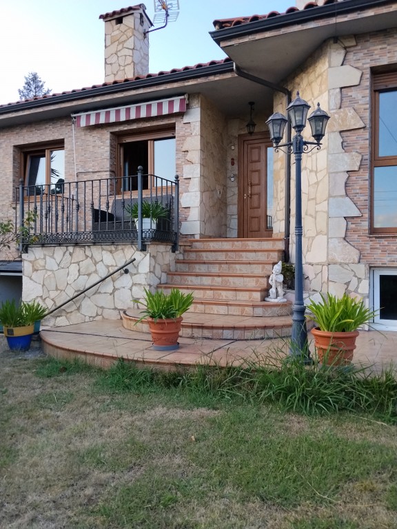 Imagen 2 de Casa-Chalet en Venta en Gijón Asturias