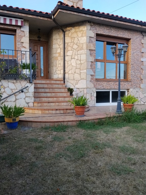Imagen 1 de Casa-Chalet en Venta en Gijón Asturias