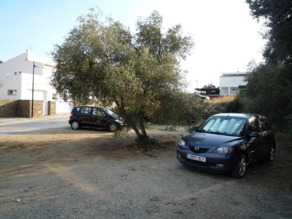 Imagen 4 de Exclusivo terreno urbano en Cadaqués a pocos pasos de la playa del Ros