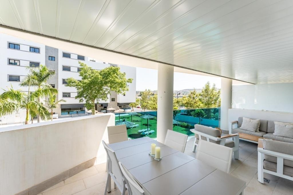 Imagen 2 de Piso AMPLIO de 3 Dorm. a ESTRENAR YA!! con TERRAZA 54 m2