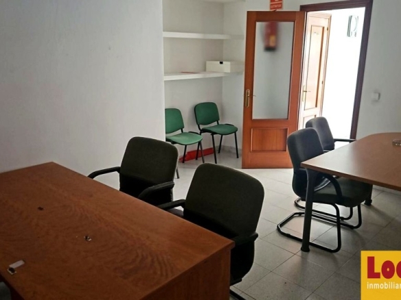 Imagen 1 de Local ideal para oficina o gabinete