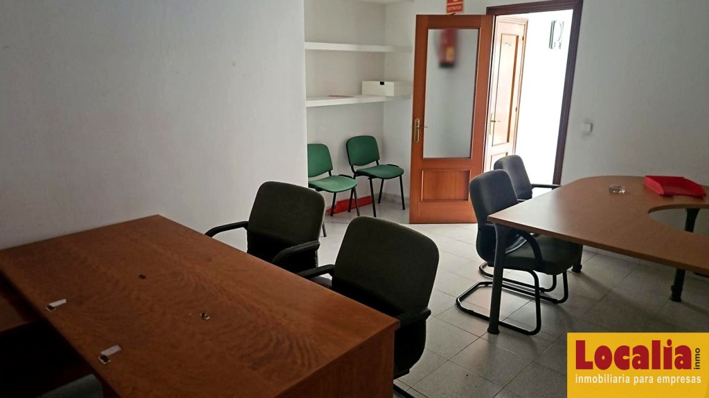 Imagen 1 de Local ideal para oficina o gabinete