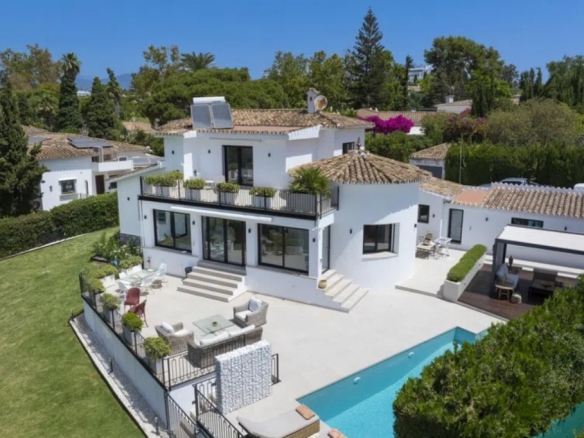 Imagen 1 de Casa-Chalet en Venta en San Pedro Alcantara Málaga