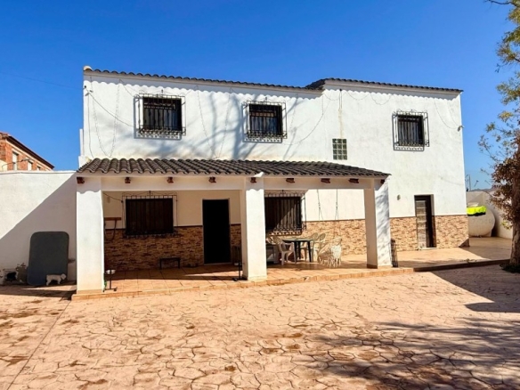 Imagen 2 de Casa-Chalet en Alquiler en Albox Almería