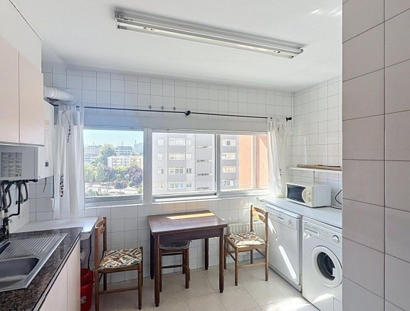 Imagen 3 de ¡OPORTUNIDAD EN ELVIÑA! - PISO+TRASTERO+GARAJE