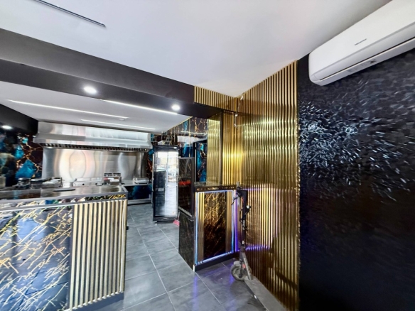 Imagen 4 de Local comercial en Venta en Mijas Málaga