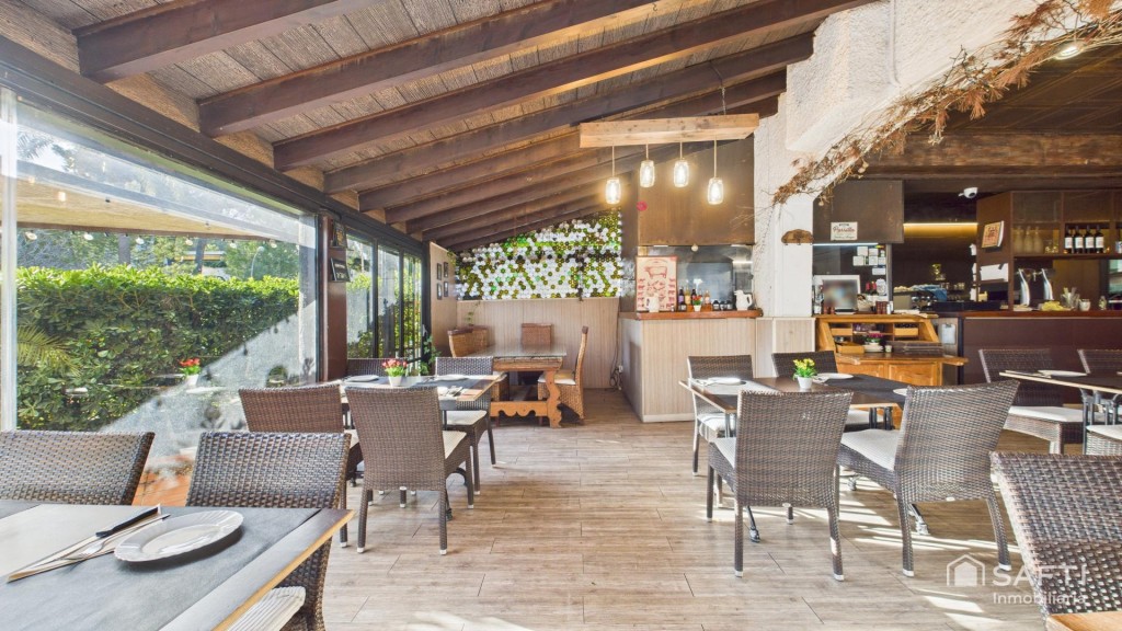 Imagen 4 de Negocio/Traspaso en venta - Calle de Santa Ponsa - Costa de la Calma