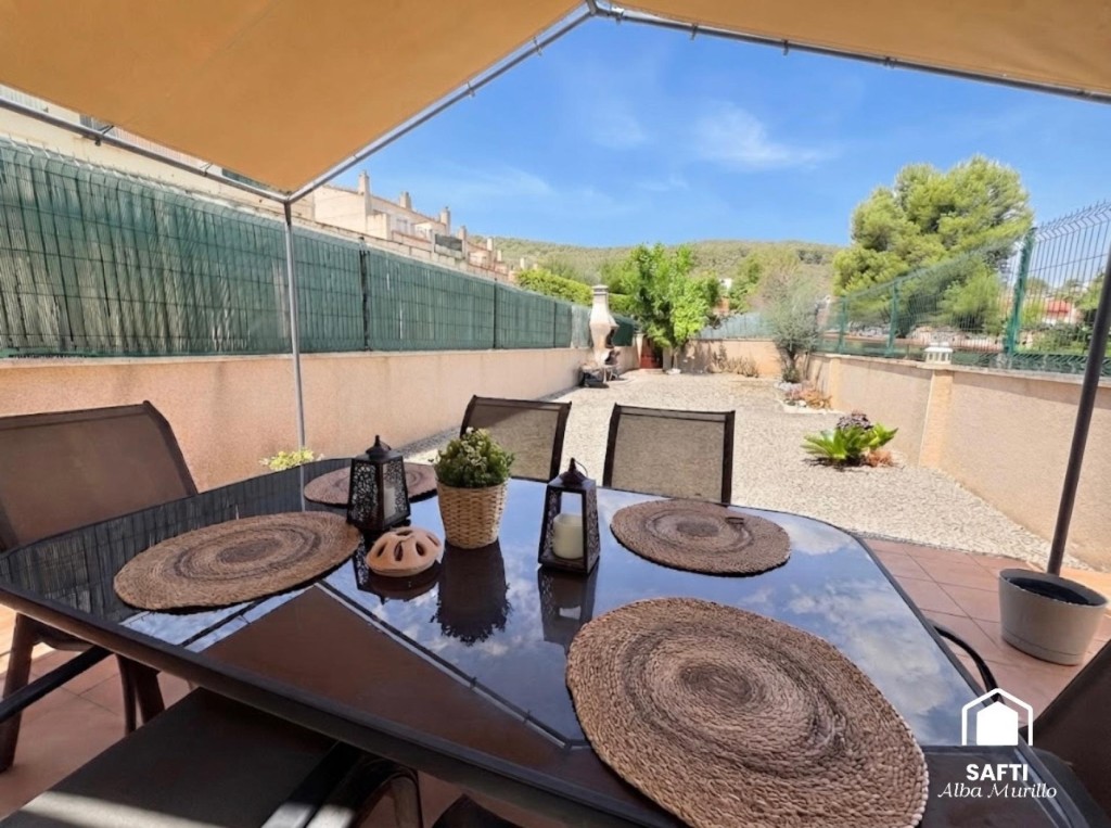 Imagen 3 de Preciosa casa adosada con jardín privado a 15 minutos de Sitges