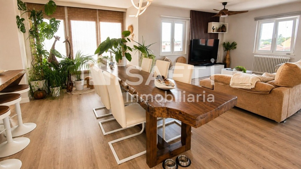 Imagen 3 de Espectacular vivienda con dormitorio y vestidor